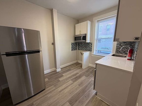 2nd image of 401-04 53rd St #2