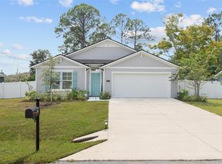 98 Raemoor Dr, Palm Coast, FL 32164