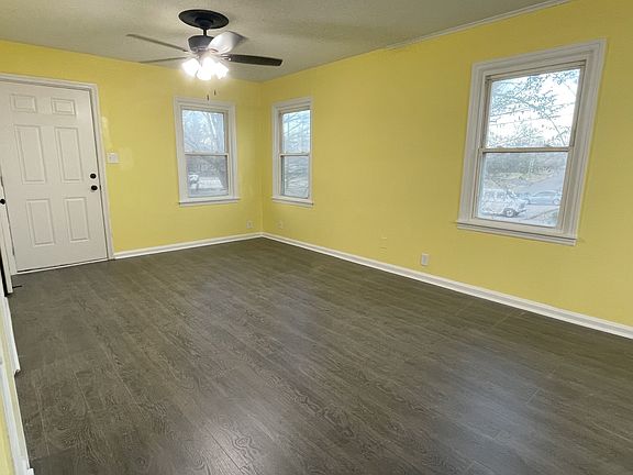 3rd image of 133 Walnut St