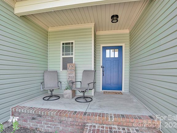 5th image of 2757 Eagle Dr #11