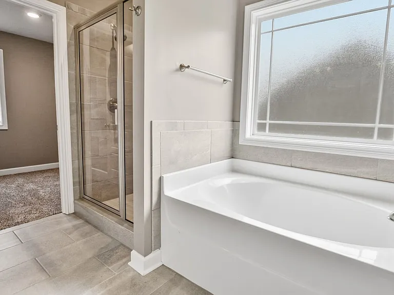 542 Tacoma Dr — Photo 9