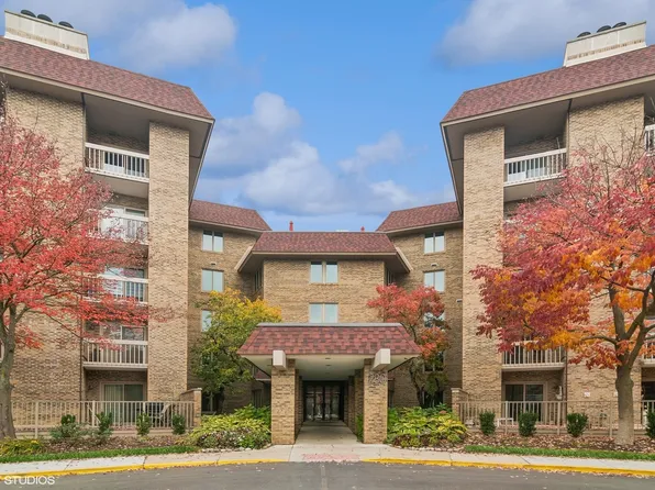 1280 Rudolph Rd APT 3M, Northbrook, IL 60062