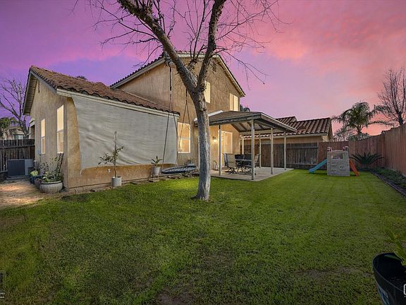 2nd image of 6629 Starbright Dr