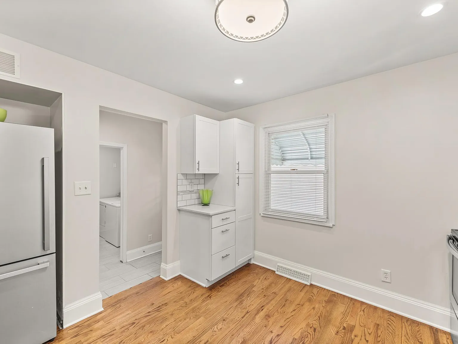 W 226th St, Fairview Park — Photo 2