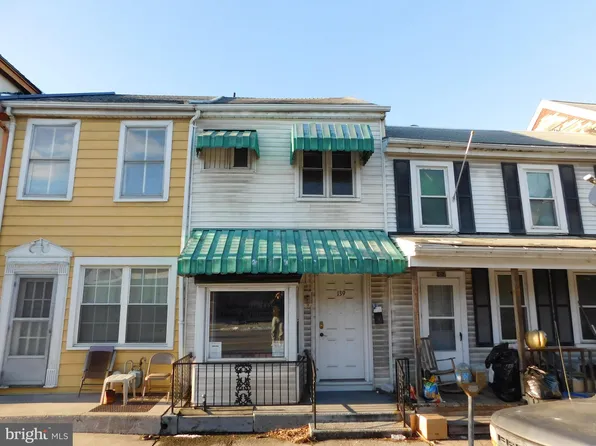 139 W 3rd St, Lewistown, PA 17044