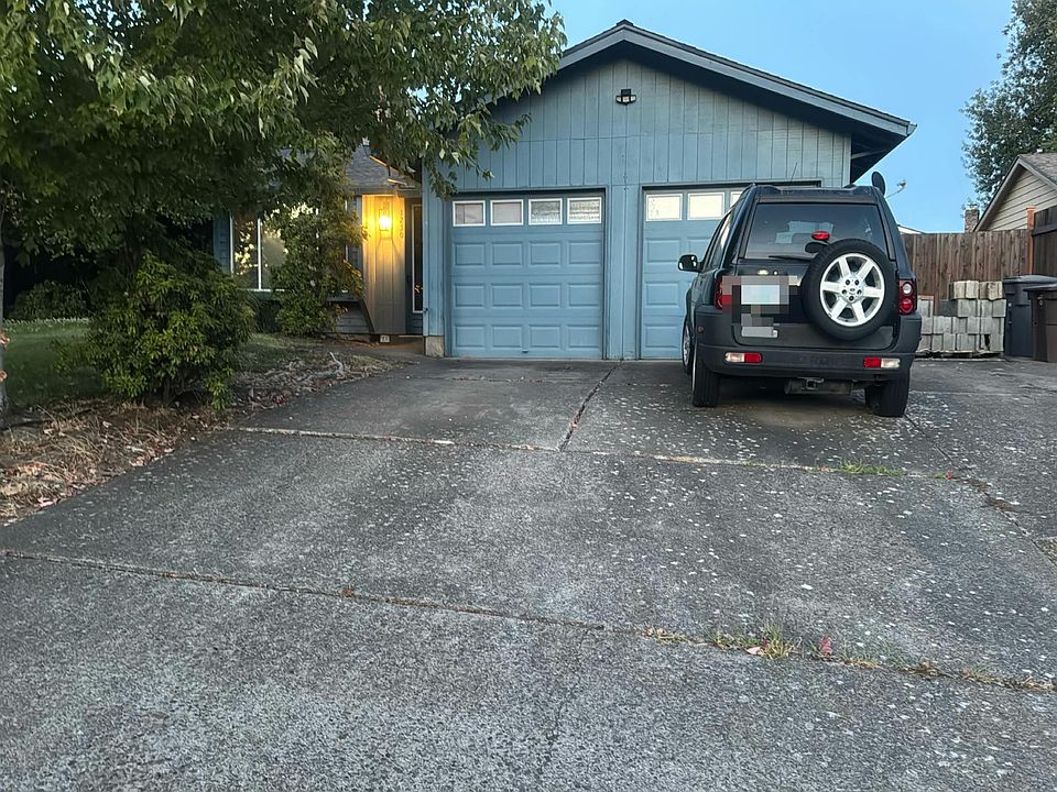 1st image of 1230 SE 24th Ave