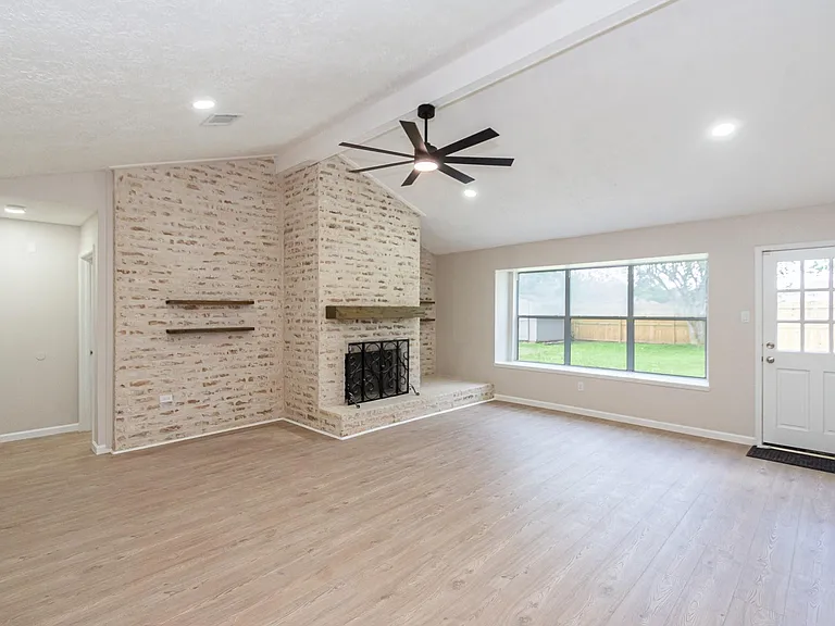 16911 Bougainvilla Ln — Photo 10