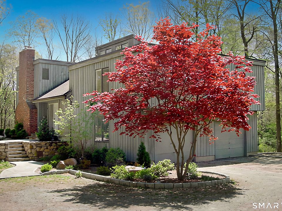 1st image of 216 Silver Spring Road