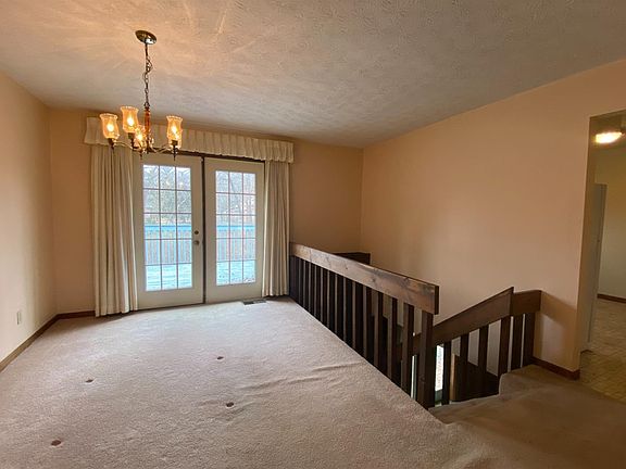 5th image of 23130 Brightwood Dr