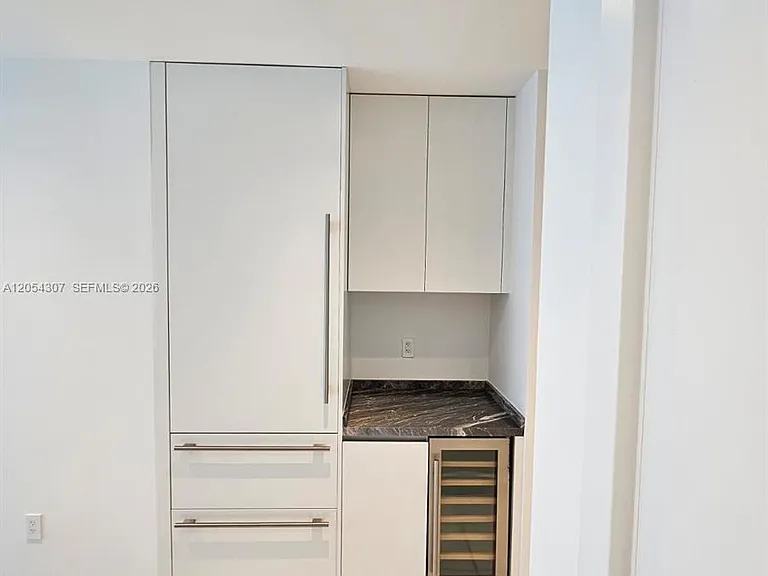 700 NE 26th #1104 — Photo 11