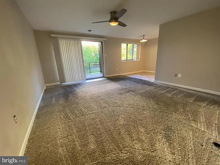 10424 Rockville Pike #202 — Photo 4