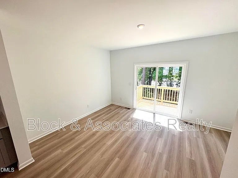 3102 Bomore Rd — Photo 6
