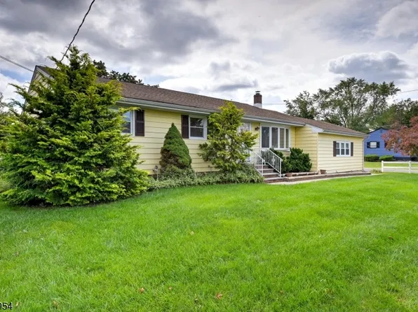 129 Irvington Ave, Franklin Twp., NJ 08873