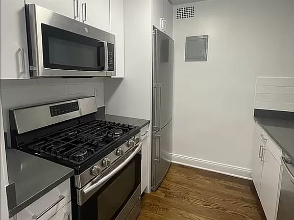 4th image of 400 E 89th St APT 12K