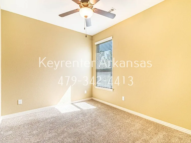 4870 N Castlewood Ln Duplex — Photo 10