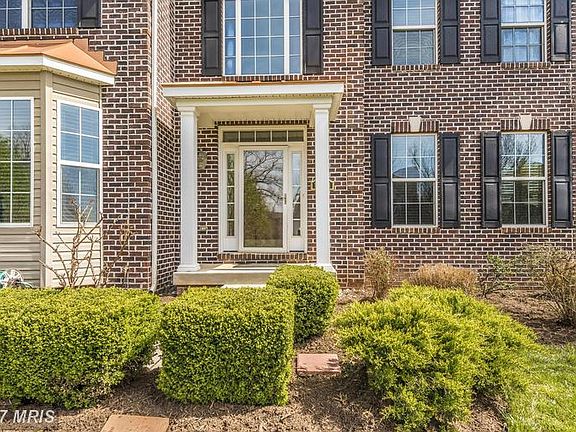 Covered Front Entry Porch