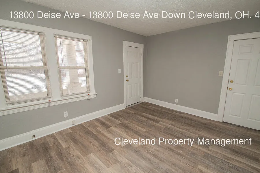13800 Deise Ave photo 1