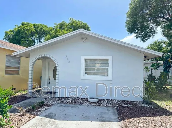 218 N D St, Lake Worth, FL 33460