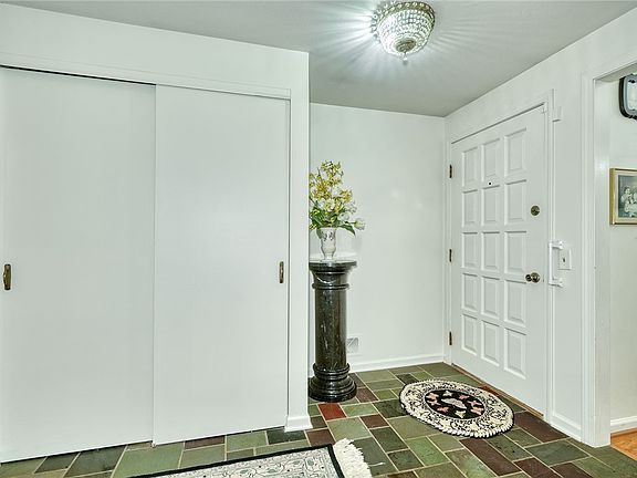 4th image of 792 Hightower Way