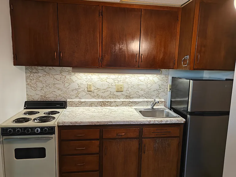 217 Muse St #402 — Photo 7