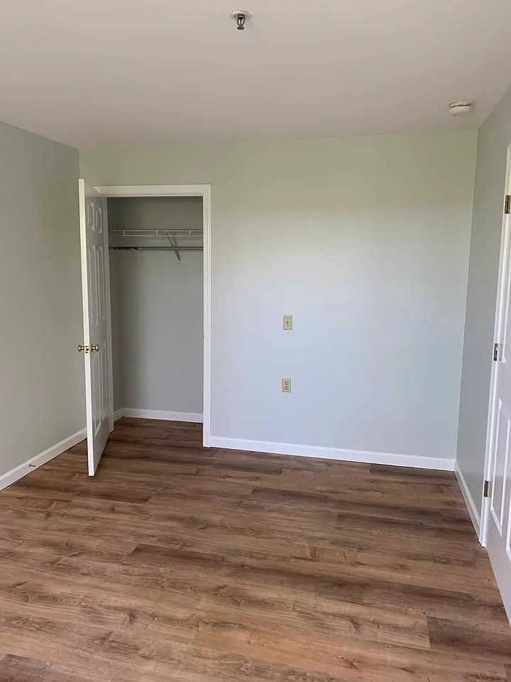 2 bed, 820 sqft, $2,200 — Photo 3