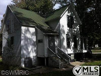 5th image of 1333 N Park St