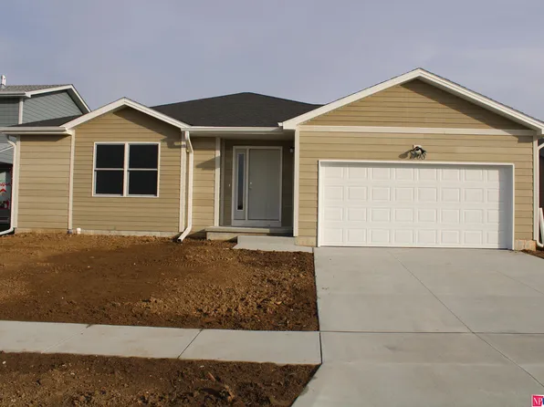 1708 SW 28th St, Lincoln, NE 68522