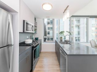 880 S Wells St #1608, Chicago, IL 60607