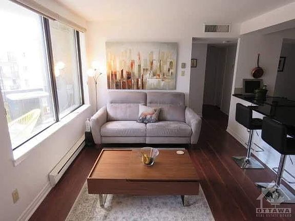 4th image of 470 Laurier Ave W #803