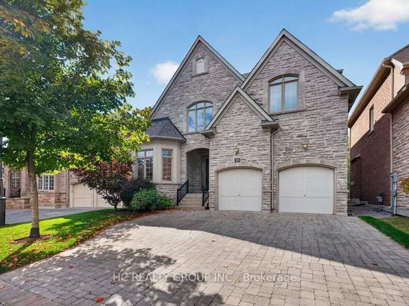 39 Royal West Rd, Markham, ON L6C 0L5