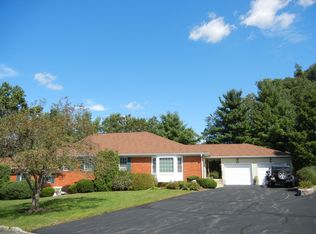 76 Brandywyne Dr, Florham Park, NJ 07932