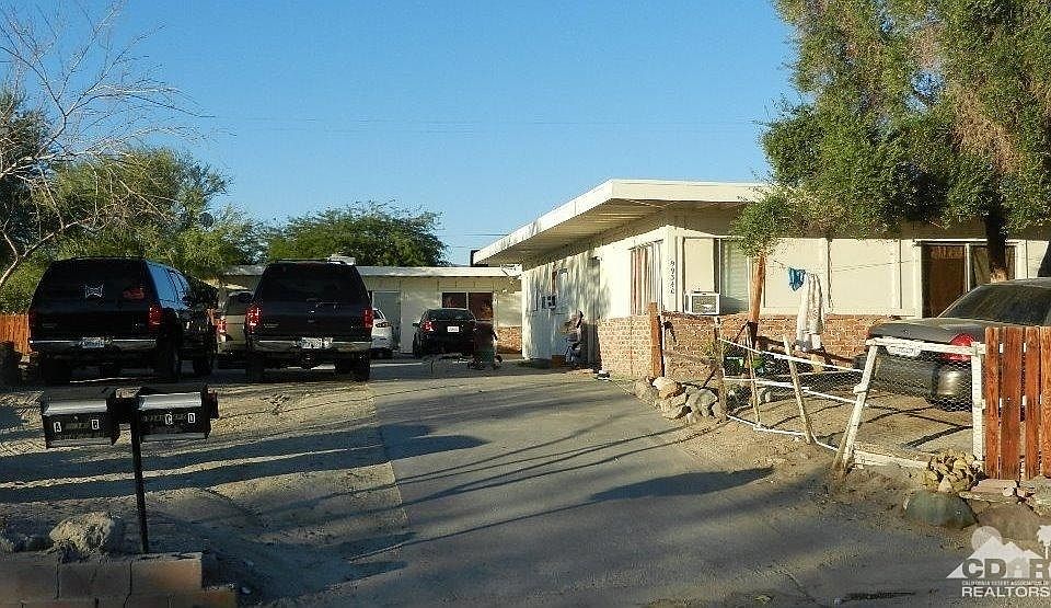 1st image of 99340 Lookout Dr APT 1