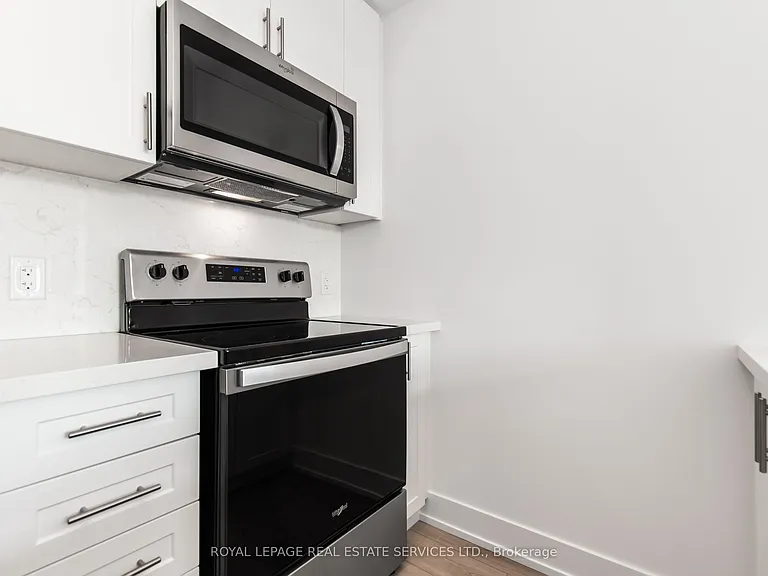 470 Dundas St E #1211 — Photo 9