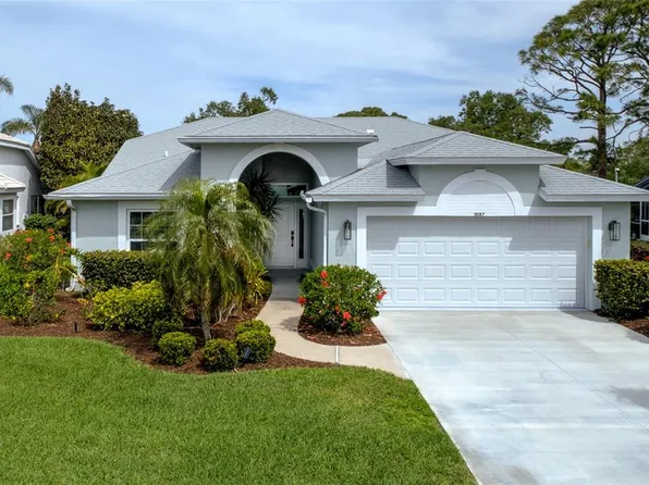 9587 Knightsbridge Cir, Sarasota, FL 34238