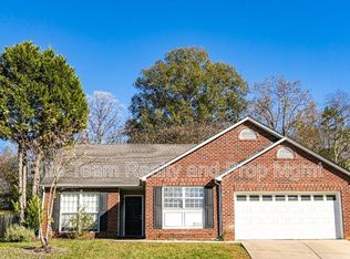 2132 Mallard Woods Pl, Charlotte, NC 28262