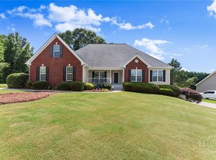 27 Kendall Creek Dr, Jefferson, GA 30549