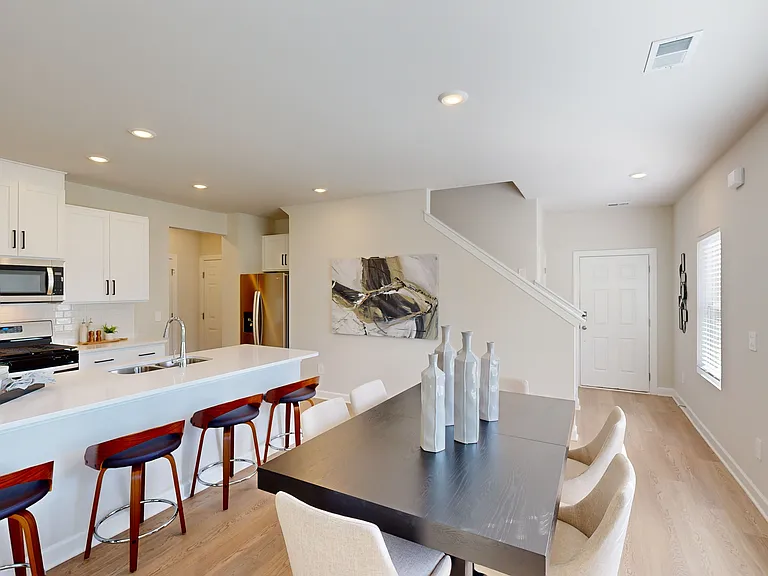 300 Gerard Cir — Photo 16
