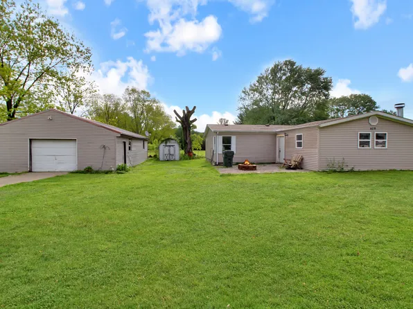 429 E Walnut St, Brownstown, IN 47220