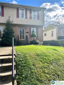 2244 W Walnut St, Allentown, PA, 18104