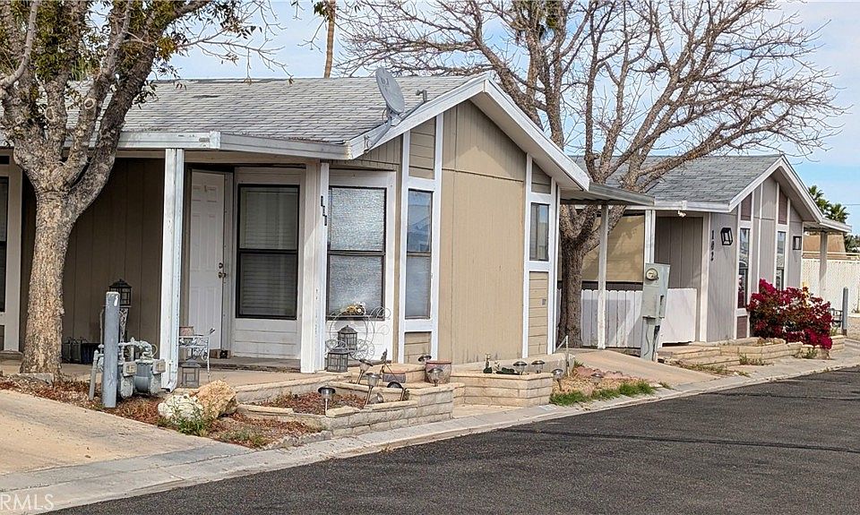 1st image of 3589 Wells Rd Unit 101