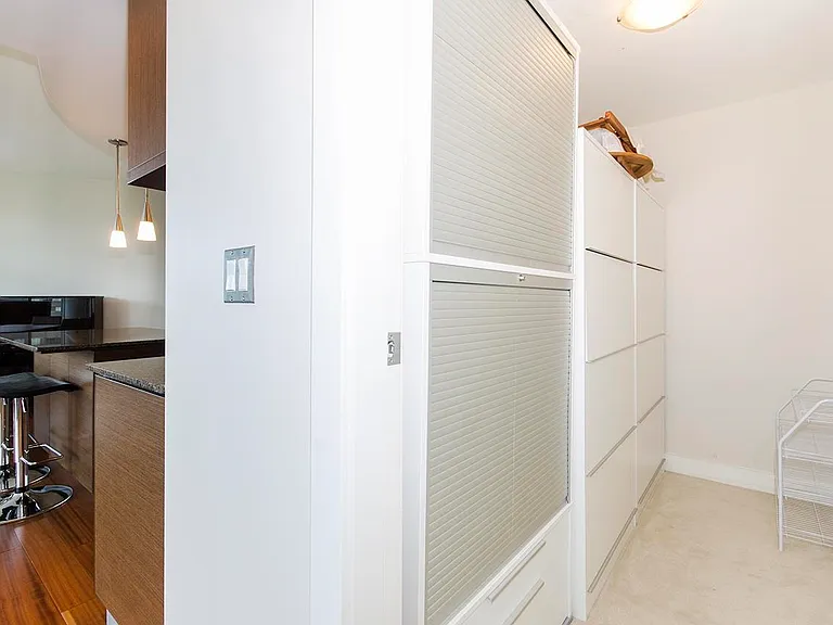 1925 Alberni St #501 — Photo 12