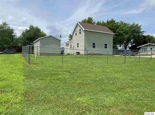 2108 Mill St, New Vienna, IA 52065