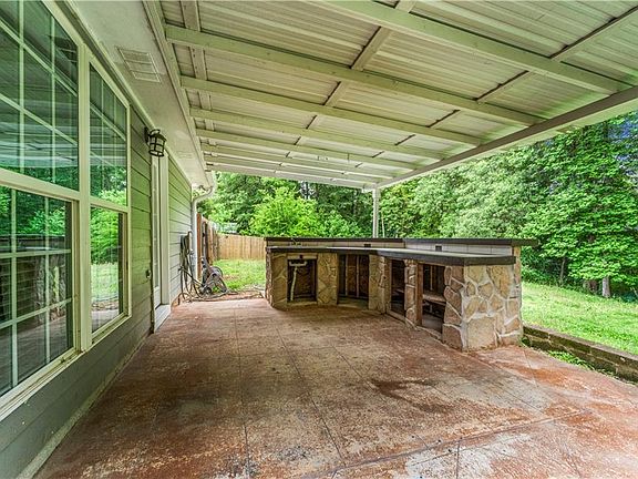 3rd image of 147 Lee Road 2059