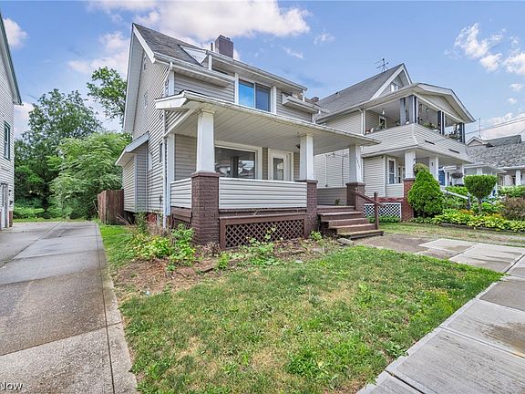 3rd image of 2213 Saratoga Ave