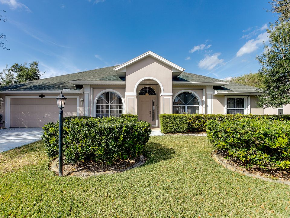 1st image of 5784 Newbury Cir