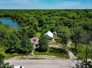10506 County Road Liv Rd #229, Chillicothe, MO 64601
