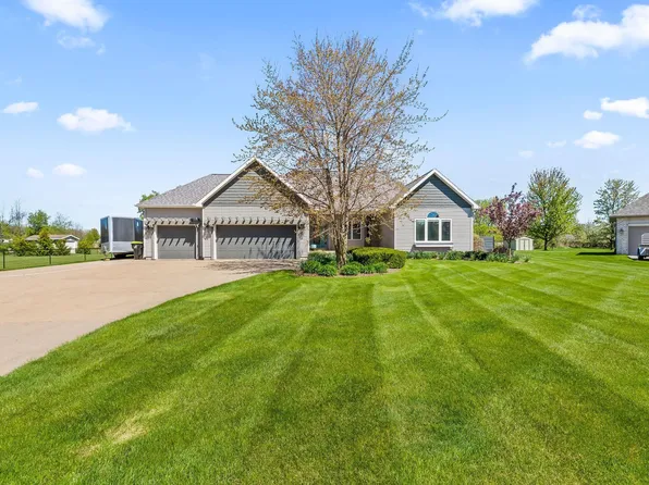 4787 Briarwood Ct, Auburn, MI 48611