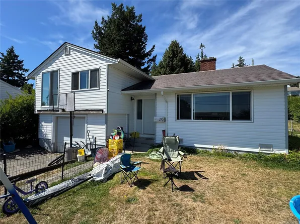 172 McLean St, Campbell River, BC V9W 2M3