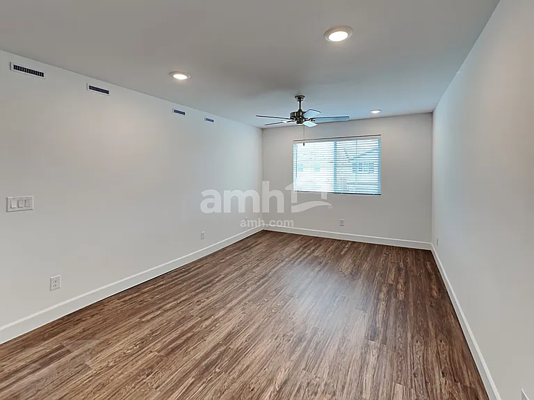 9124 Crocker Point Ct — Photo 8