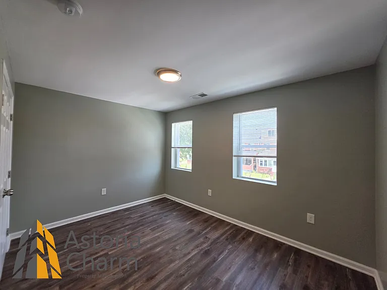 203 Chestnut St — Photo 15